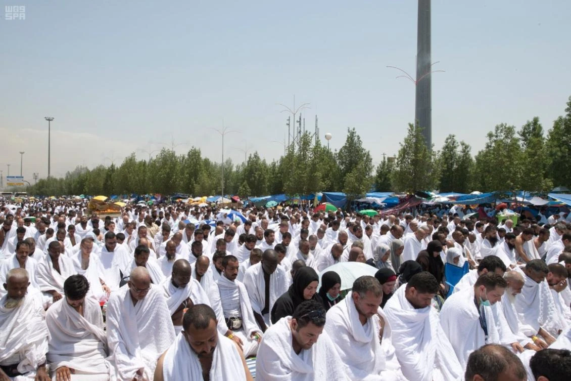 Pilgrims performing the Hajj rituals continue, despite the sweltering heat. (SPA)