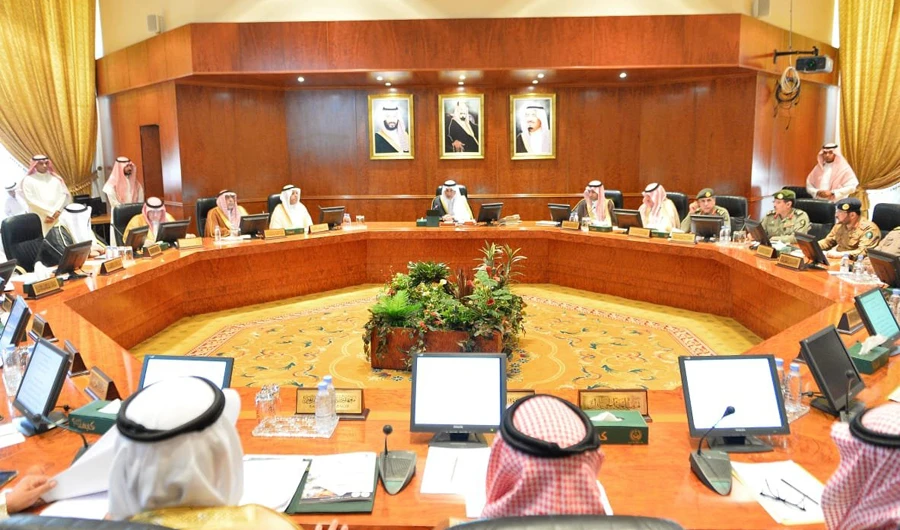 Makkah Gov. Prince Khaled Al-Faisal chairs the Central Hajj Committee meeting in Makkah on Tuesday. (SPA)