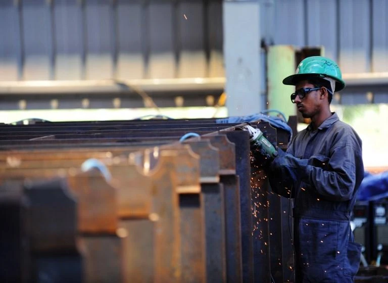 Bangladesh had announced the suspension of exported labor to Lebanon on Aug. 26, citing problems created by some of the recruiting agents. (AFP)