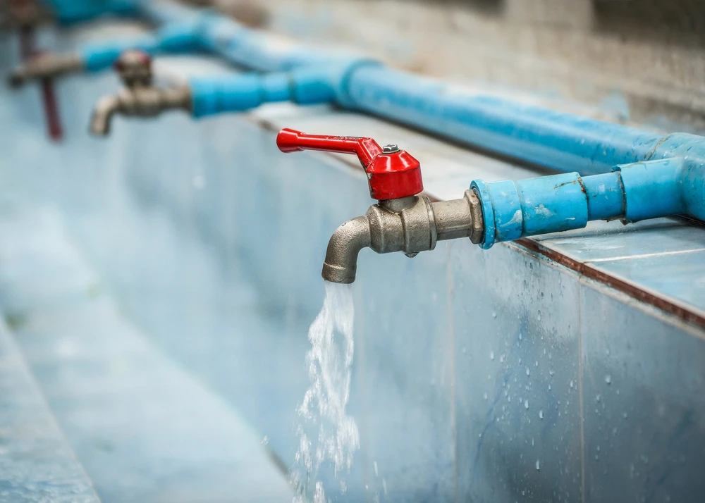 The partnership foster awareness among students on water conservation. (Shutterstock)