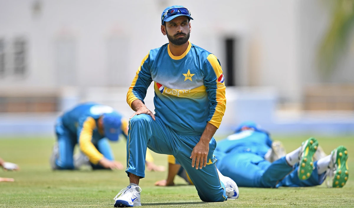 Pakistan leaves Hafeez out of Asia Cup cricket squad