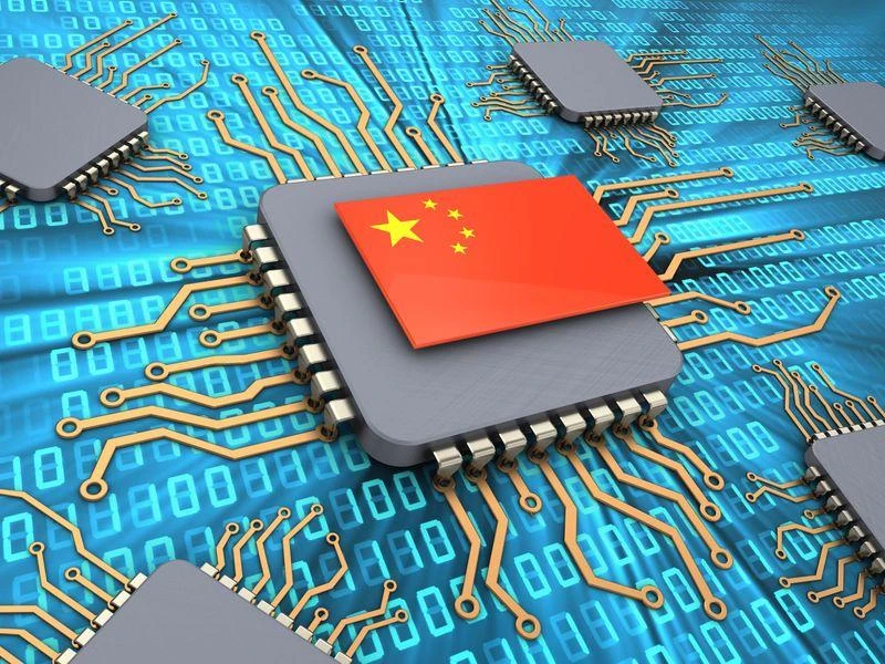 China lures chip talent from Taiwan with fat salaries, perks