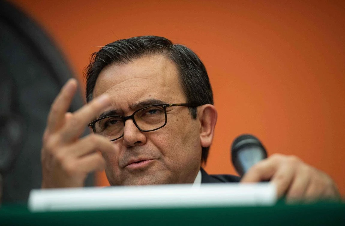 Mexico wants steel dispute ended before new NAFTA signed