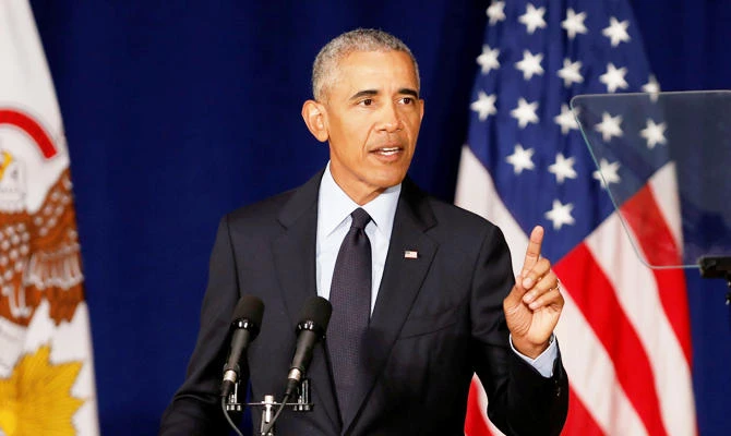 Former US President Barack Obama speaks at the University of Illinois Urbana-Champaign in Urbana, Illinois, US, on Friday. (REUTERS)