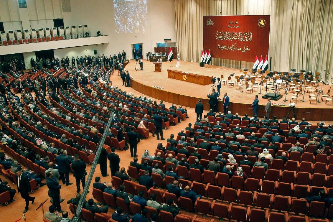 Iraq parliament holds emergency talks as Basra burns