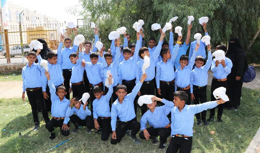 Former Yemeni child soldiers enjoy a field trip organized by the King Salman Humanitarian Aid and Relief Center (KSRelief) at the Marib public park on Sept. 7, 2018. (SPA)