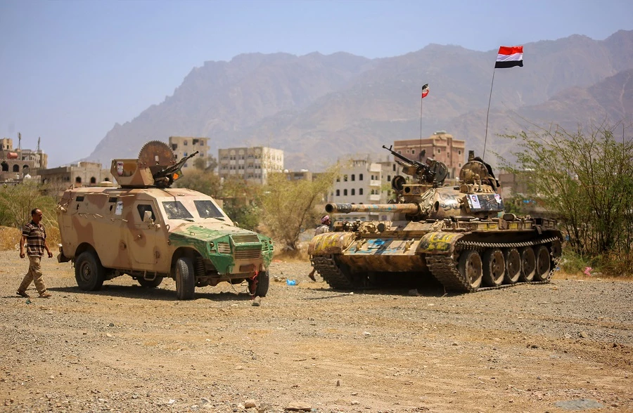 The army also announced that the Amaliqa Brigades opened safe routes for displaced civilians to leave the areas of Kilo 16 and Kilo 10. (File/AFP)