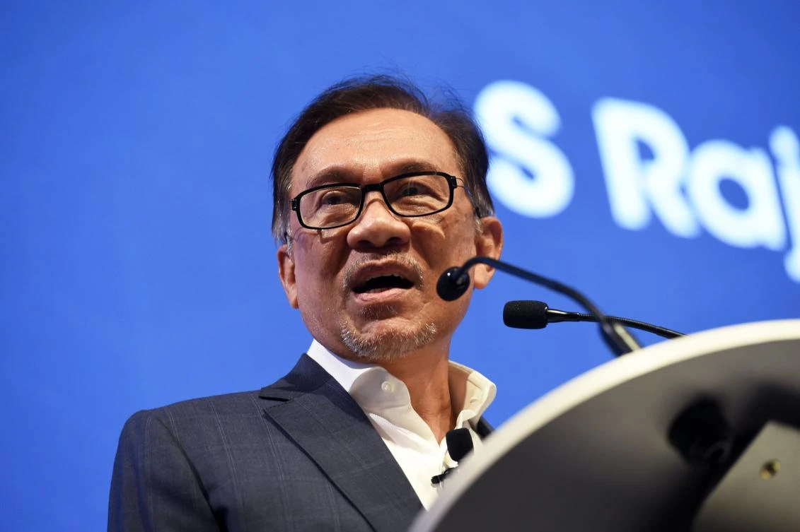 Former Malaysian deputy prime minister Anwar Ibrahim speaks at the Singapore Summit in Singapore on September 15, 2018. (File/AFP)