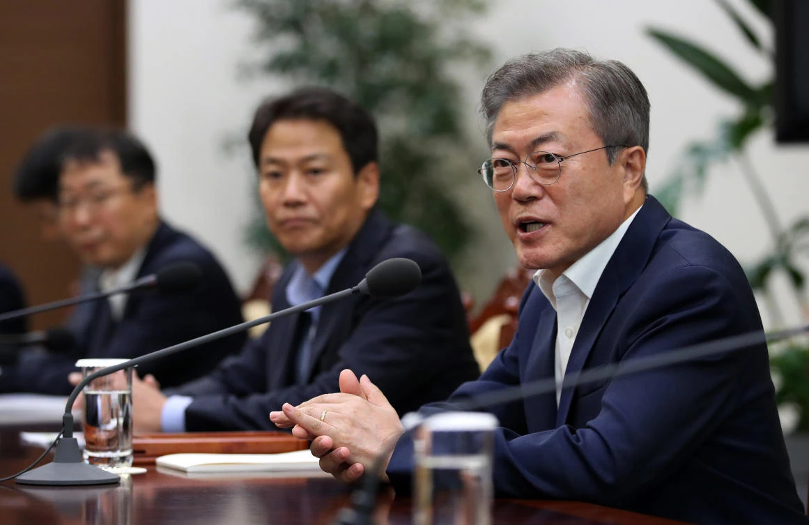 Moon seeks to break nuclear deadlock at Pyongyang summit