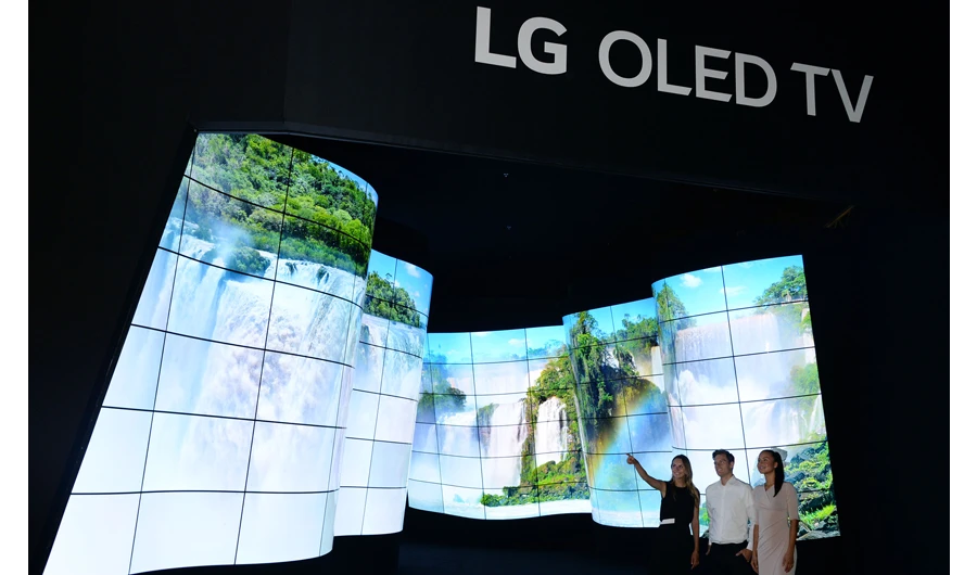 Visitors were able to take a first look at the 88-inch 8K LG OLED TV at IFA 2018