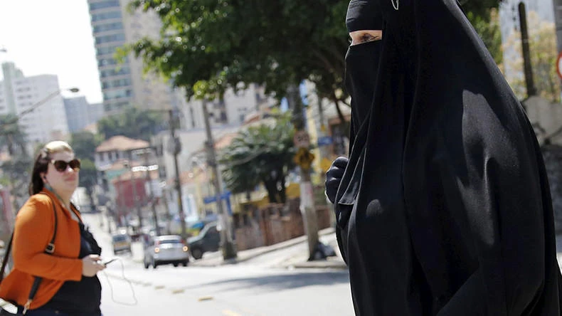 Swiss canton becomes second to ban burqas in public