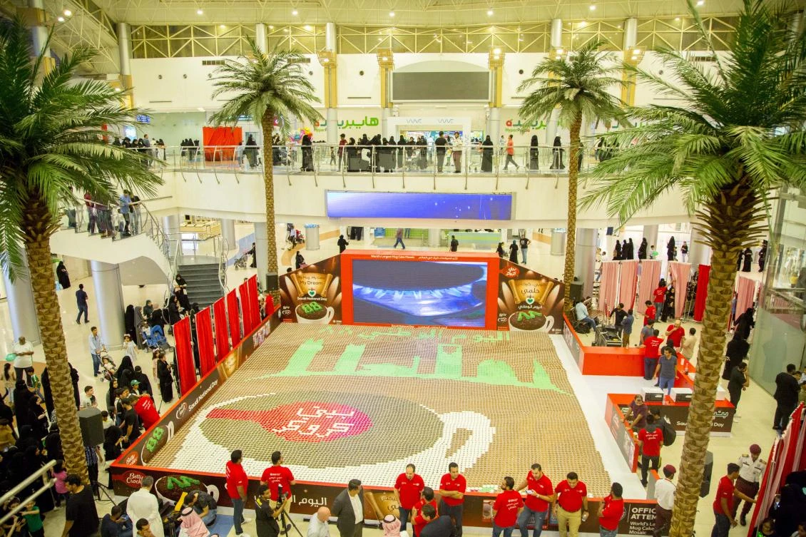 Betty Crocker bakes cake to help Saudi Arabia to break world record