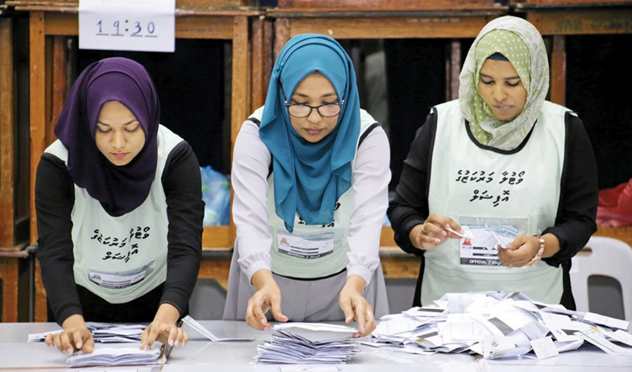 Maldives strongman Yameen seeks second term amid rigging fears