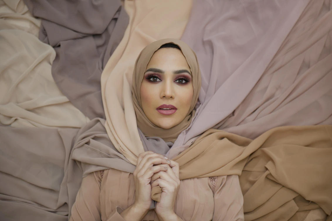 Amena Khan is making a name for herself on Instagram. (Images supplied)
