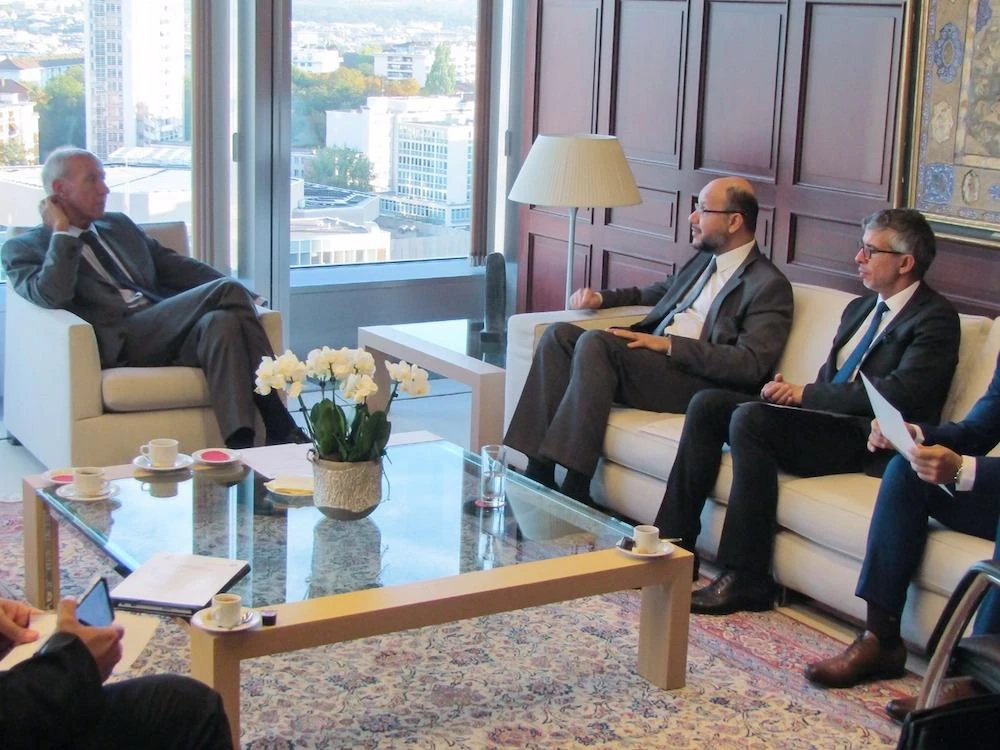 His Excellency Dr. Abdul Aziz Al-Suwailem, Executive Chairman of the Saudi Authority for Intellectual Property, discussed ways of coordinating aspects of cooperation in the fields of intellectual property with Mr. Francis Gray, Director General of the World Intellectual Property Organization. (SPA)