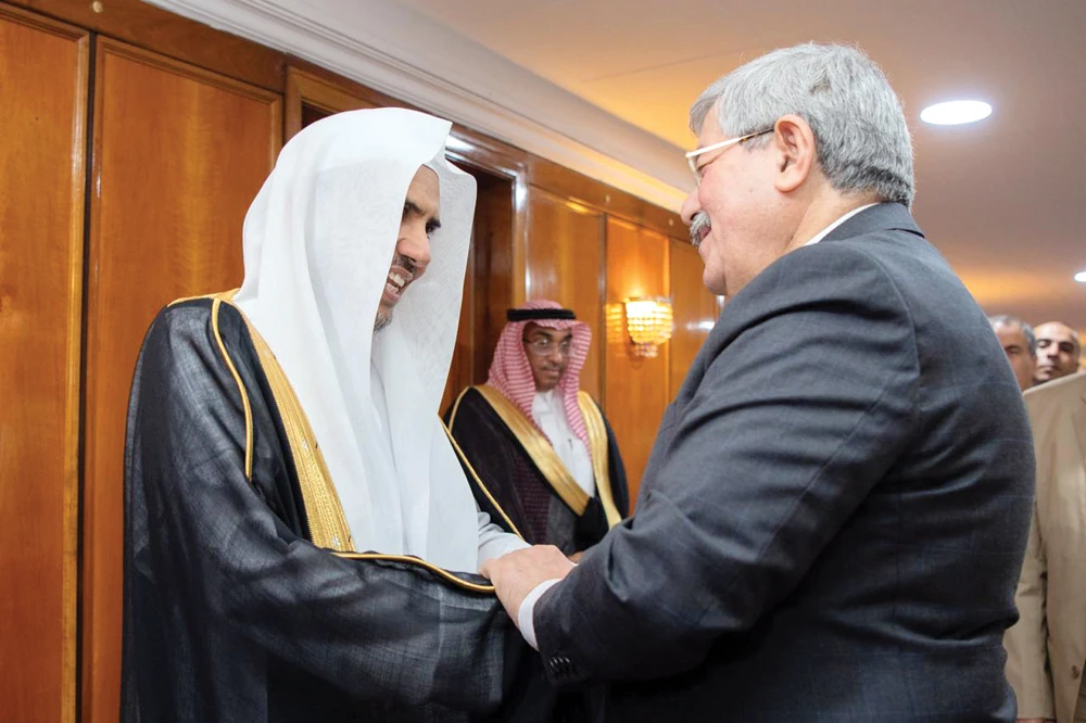 Muslim World League chief discusses cooperation with Algerian leaders