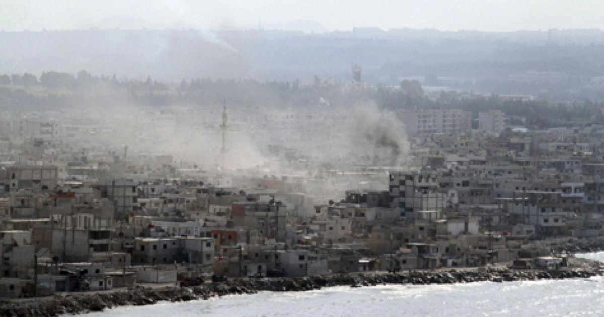 Smoke rises in the city of Latakia, Syria. (File photo: Reuters)