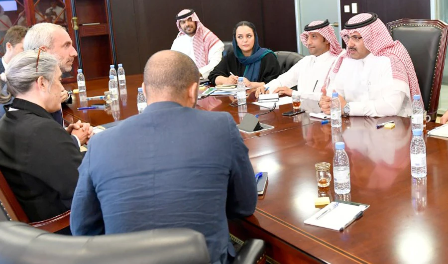 Saudi Ambassador to Yemen Mohammed bin Saeed Al-Jaber meets with delegation of Doctors Without Borders (MSF) in Riyadh. (SPA)