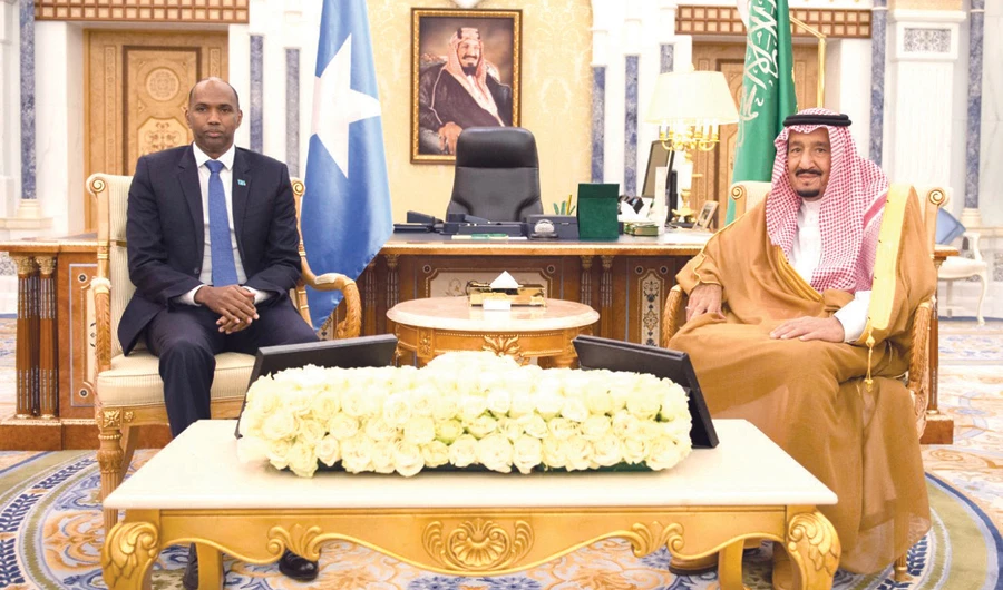 King Salman received Prime Minister Hassan Ali Khayre of Somalia, Oct. 10, 2018. (SPA)