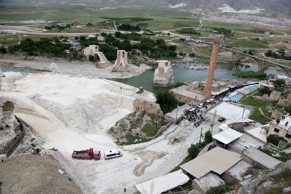 A general view of the ancient town of Hasankeyf by the Tigris river, which will be significantly submerged by the Ilisu dam being constructed, in southeastern Turkey. (REUTERS/Sertac Kayar)