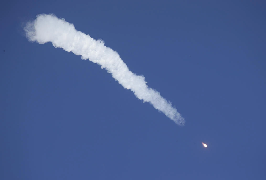US, Russian astronauts safe after emergency landing