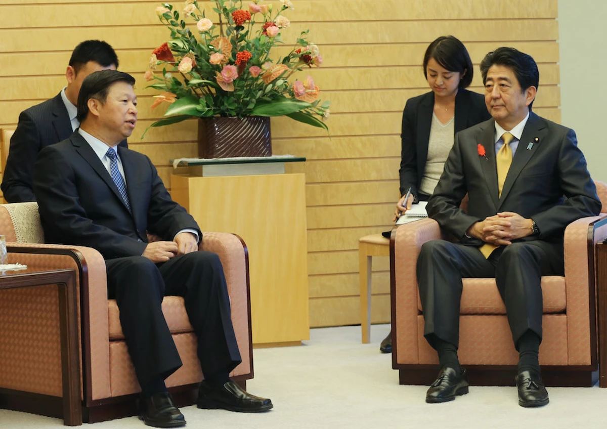 Japanese PM Abe to visit China in sign of improved relations