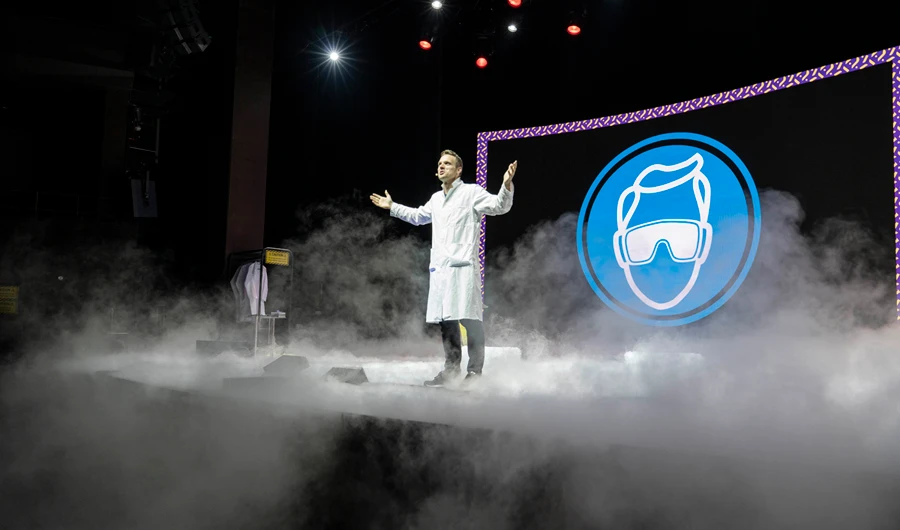 Tanween kicked off on Friday with Awesome Science, an interactive chemistry lab experience. (AN photo by Ziyad Alarfaj)