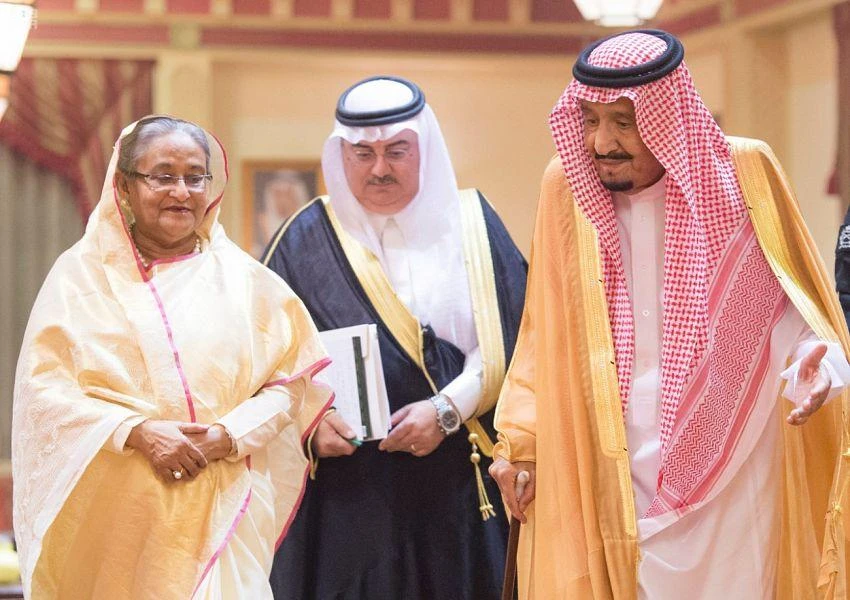 King Salman hosted a luncheon in honor of Bangladesh PM Sheikh Hasina and her delegation. (SPA)