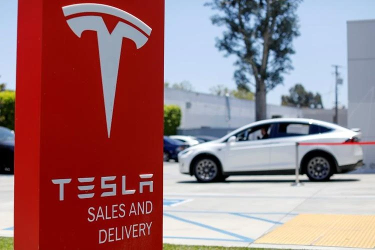 Tesla launches new $45,000 Model 3 electric car
