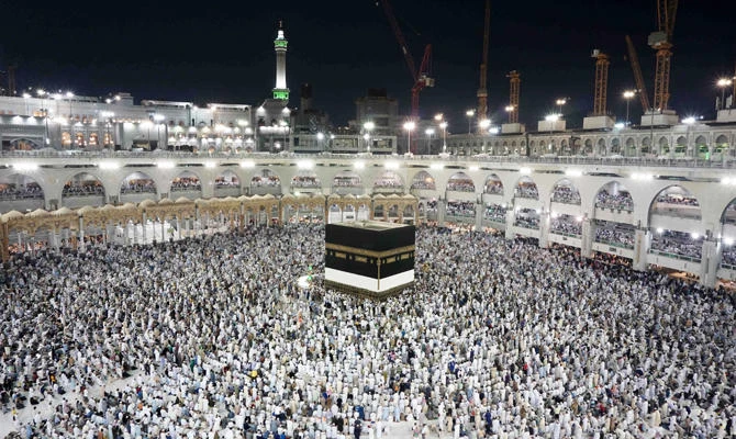 Muslim pilgrims circumambulate around the Kaaba, the cubic building at the Grand Mosque, in the Muslim holy city of Makkah, Saudi Arabia, in this August 28, 2017 file photo. (AFP)