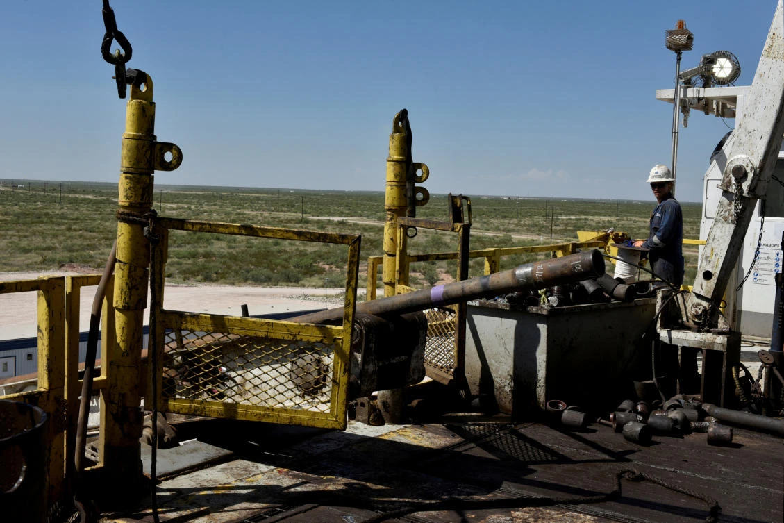 US drillers added four oil rigs in the week to October 19, bringing the total count to 873, Baker Hughes energy services firm said on Friday. (Reuters)