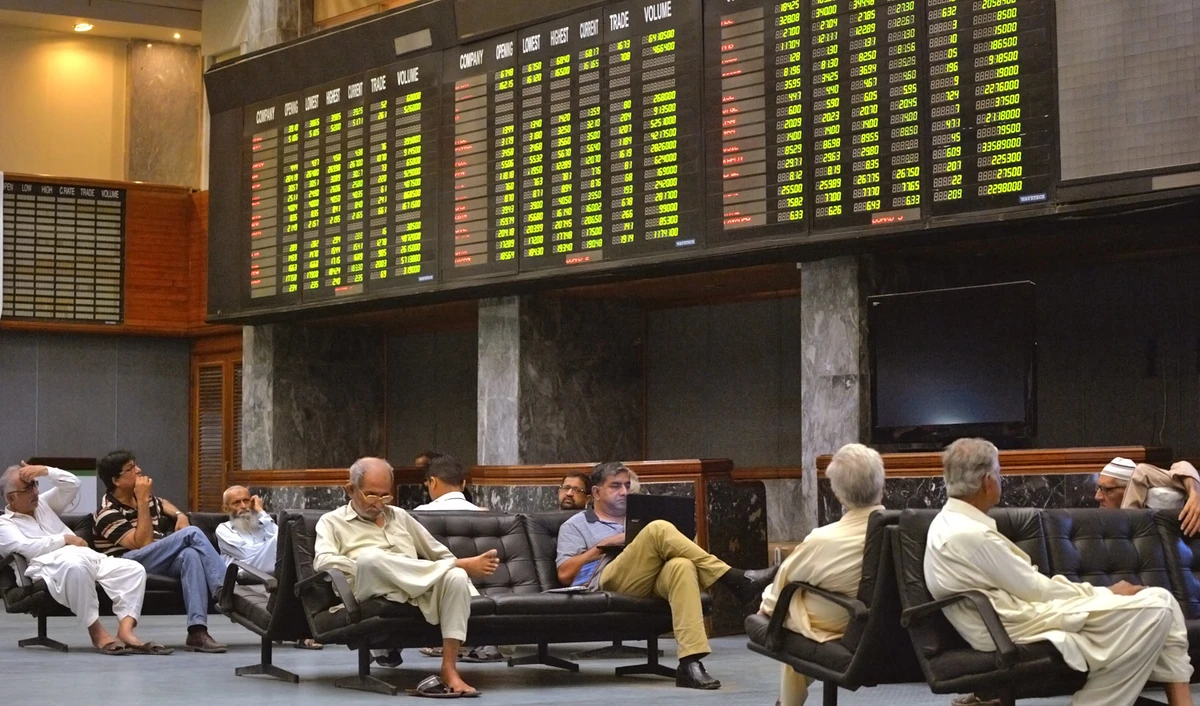 Pakistan’s stock market records its highest surge after Saudi $6bn bailout