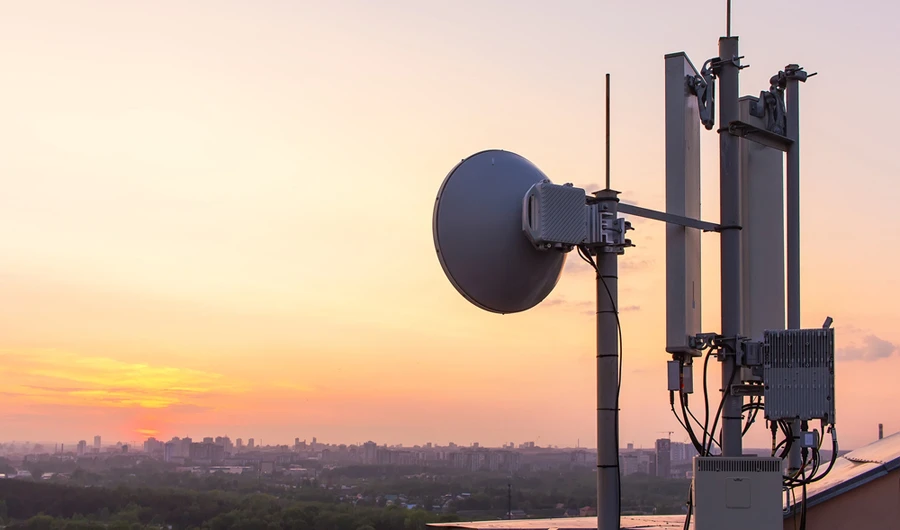 Mohammed bin Hamad Al-Jawaan: We cannot lose sight of the positive and negative effects of digital information technology and telecommunications on society. (Shutterstock)