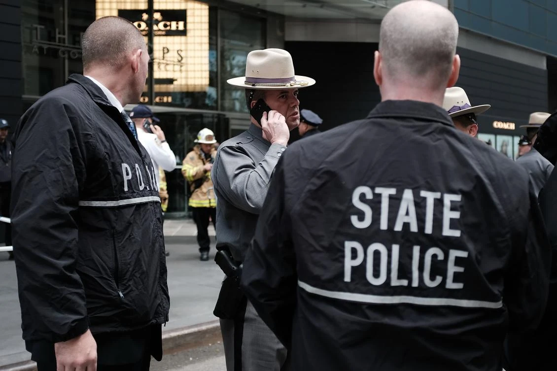 Law enforcement gather outside of the Time Warner Center after an explosive device was found there this morning on October 24, 2018 in New York City. (Spencer Platt/Getty Images/AFP)
