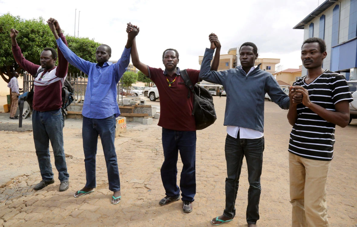 South Sudan frees five political detainees