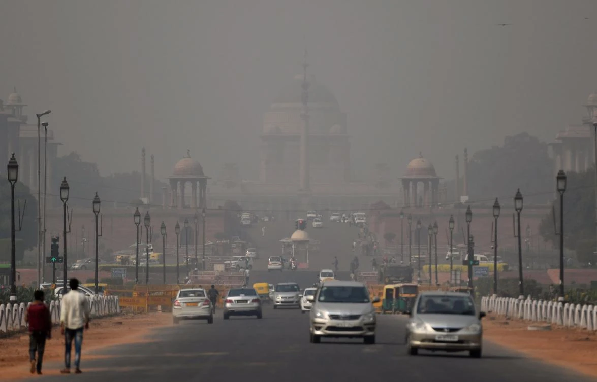 New Delhi’s air quality had plummeted to the worst possible category, the government’s central pollution agency said. (AFP)