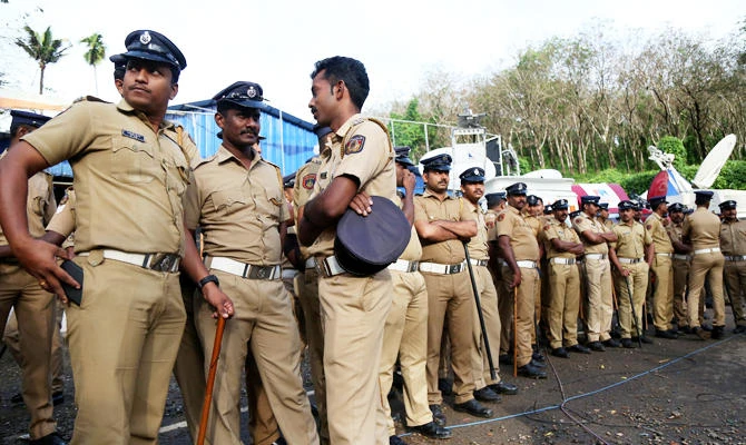 India police arrest more than 2,000 over temple protests