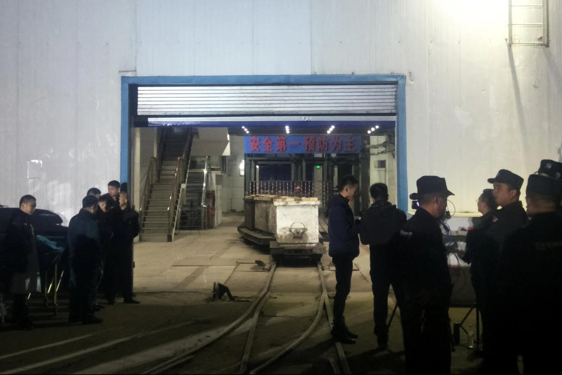 Deaths rise to 11 in China mine disaster; 10 still trapped