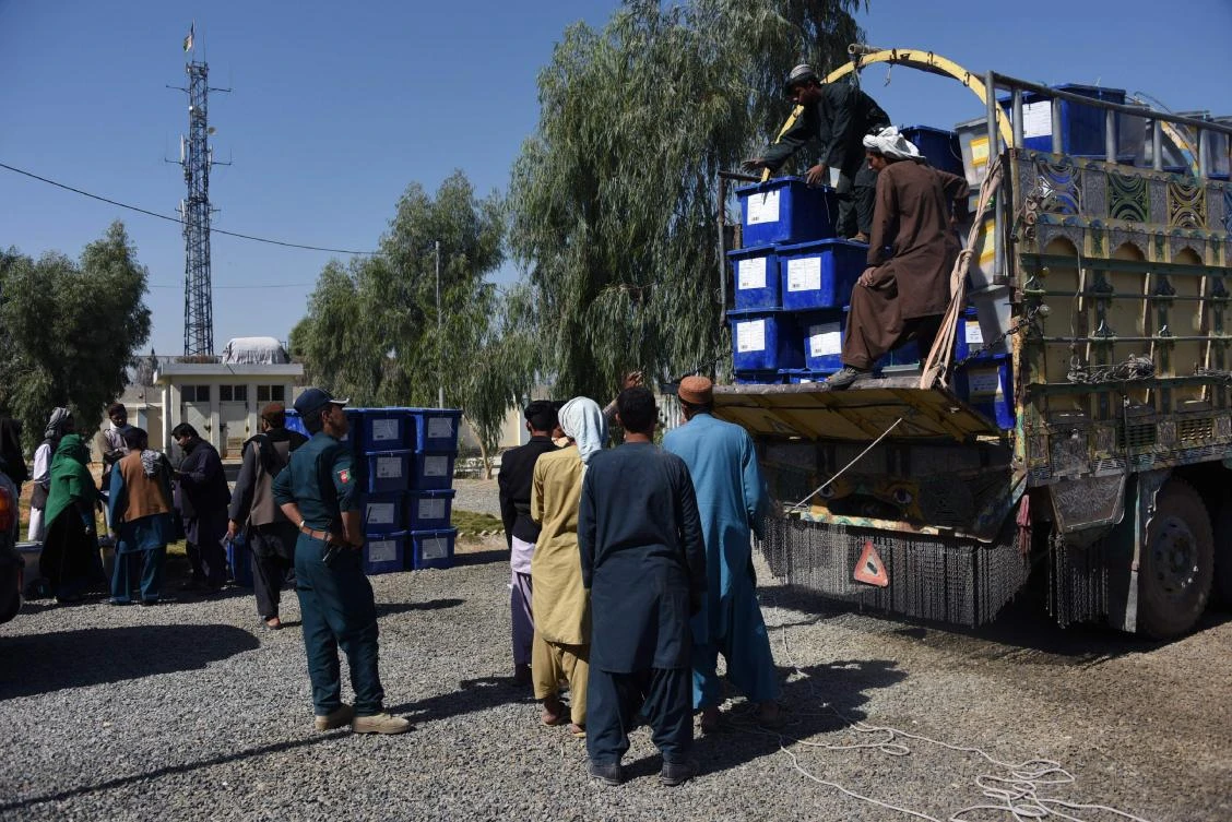 Daesh claims suicide bombing near Kabul election office, 1 dead