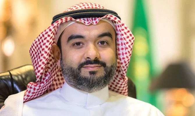 Al-Sawaha pointed out that Saudi Arabia has successfully extended the fiber optic network to more than 700,000 homes out of the target 2 million to be networked by 2020. (SPA)