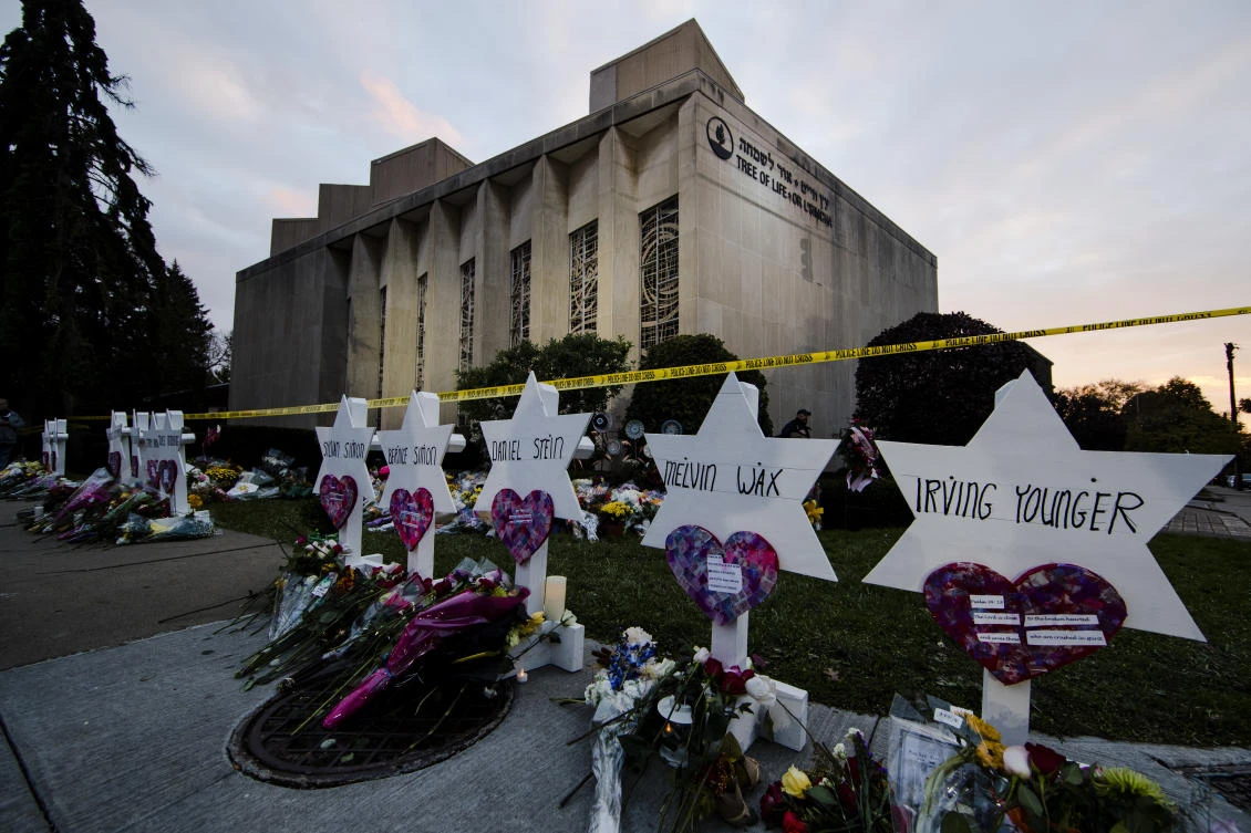 Pittsburgh synagogue shooting suspect charged with 44 counts