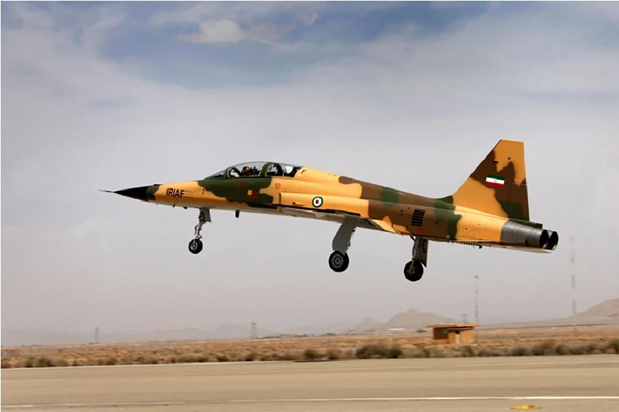 Iran starts producing local fighter jet for its air force