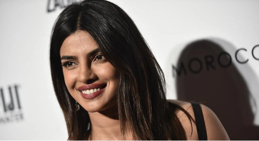 Priyanka Chopra flaunts feathered Lebanese look in Amsterdam