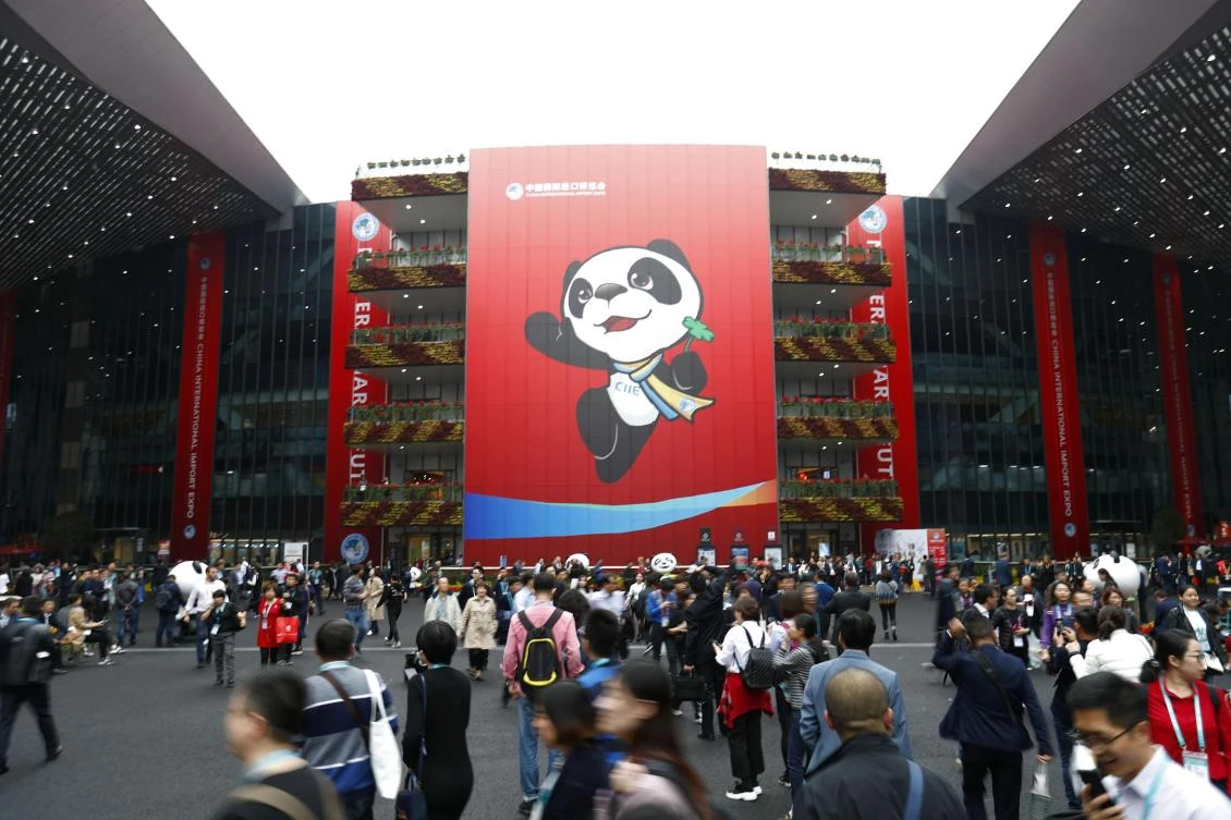 Visitors crowd into the China International Import Expo. (Getty Images)