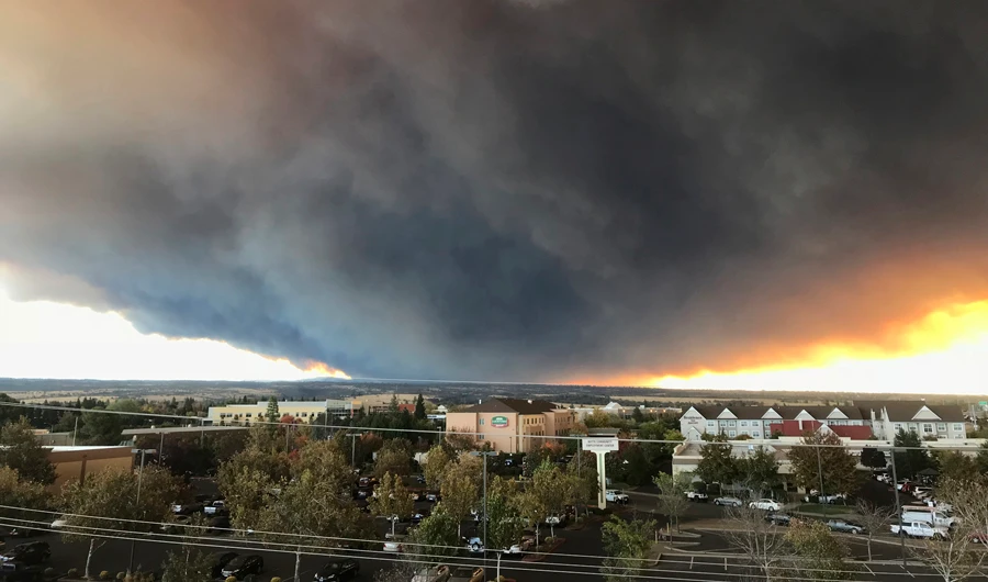The blaze began early on Thursday and quickly charred 18,000 acres. (Chico Enterprise-Record via AP)