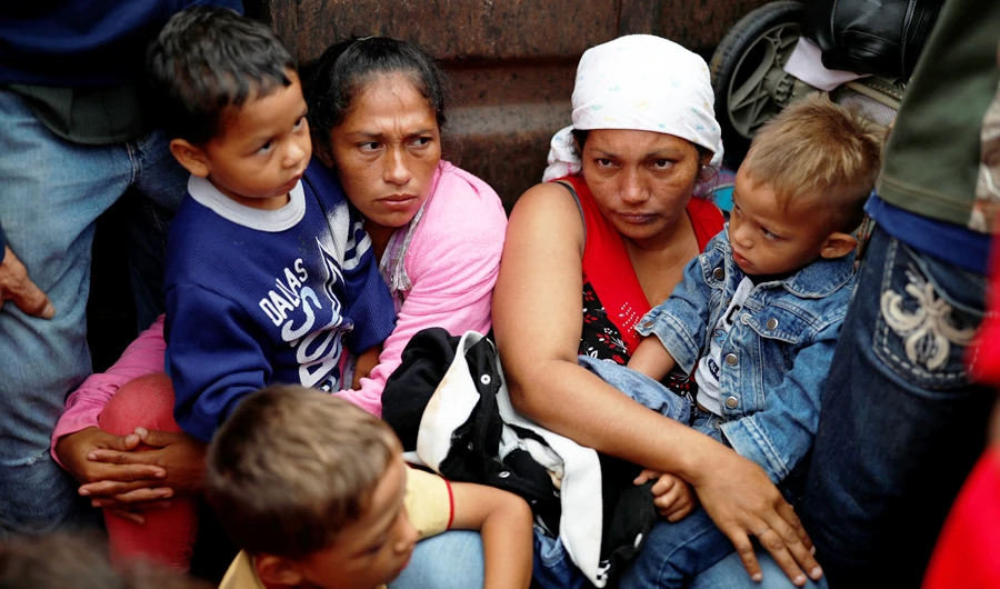 Trump administration moves to curb migrants’ asylum claims
