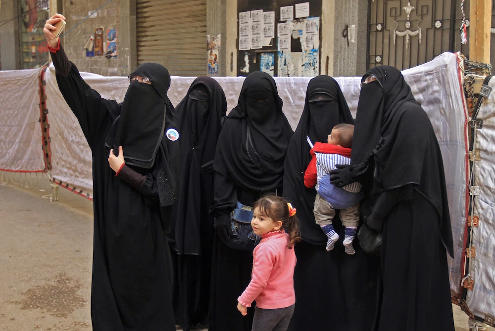 Egyptian MP withdraws draft law on niqab ban after angry response
