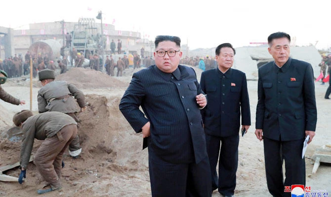 North Korean leader Kim Jong Un inspects the constructions site of the Wonsan-Karma coastal tourism district, in this undated photo released on October 31, 2018 by North Korea's Korean Central News Agency (KCNA). (REUTERS)
