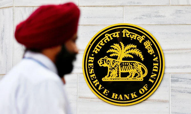 Modi government, Indian central bank set for uneasy truce -sources