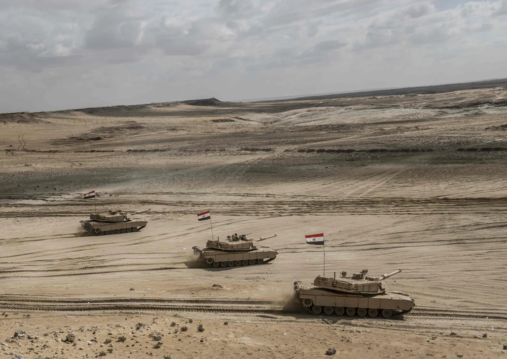 Egypt, 5 Arab nations in live ammunition military drills